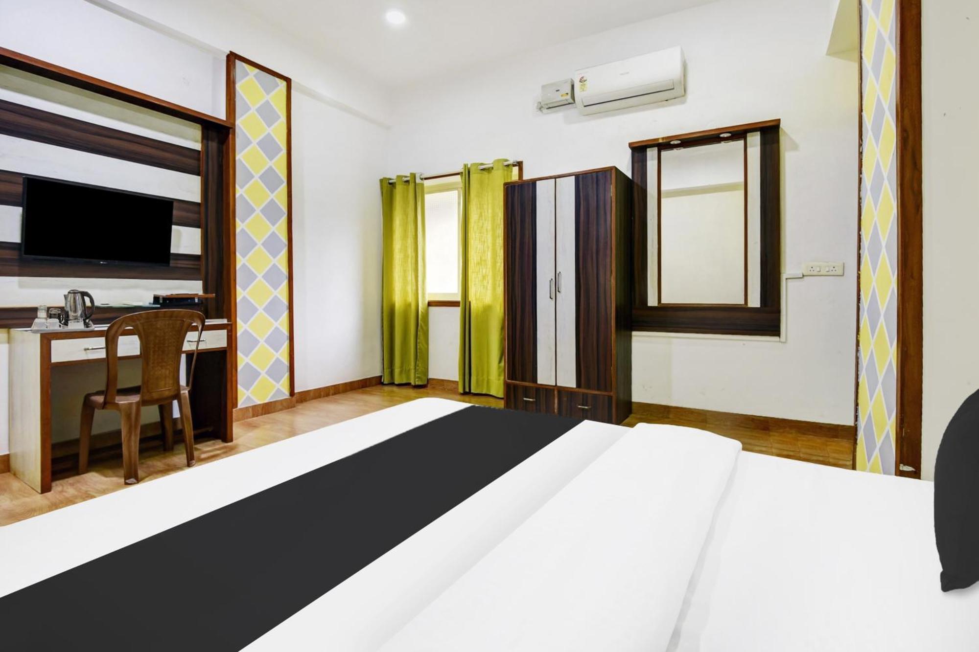 Super Hotel O Porvorim Near Mall De Goa Kültér fotó
